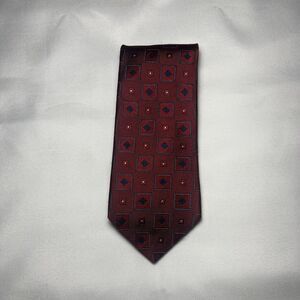 Hart Schaffner Marx Neck Tie Men’s Silk Red Geometric Squares Blue 3.5”x 58.5"